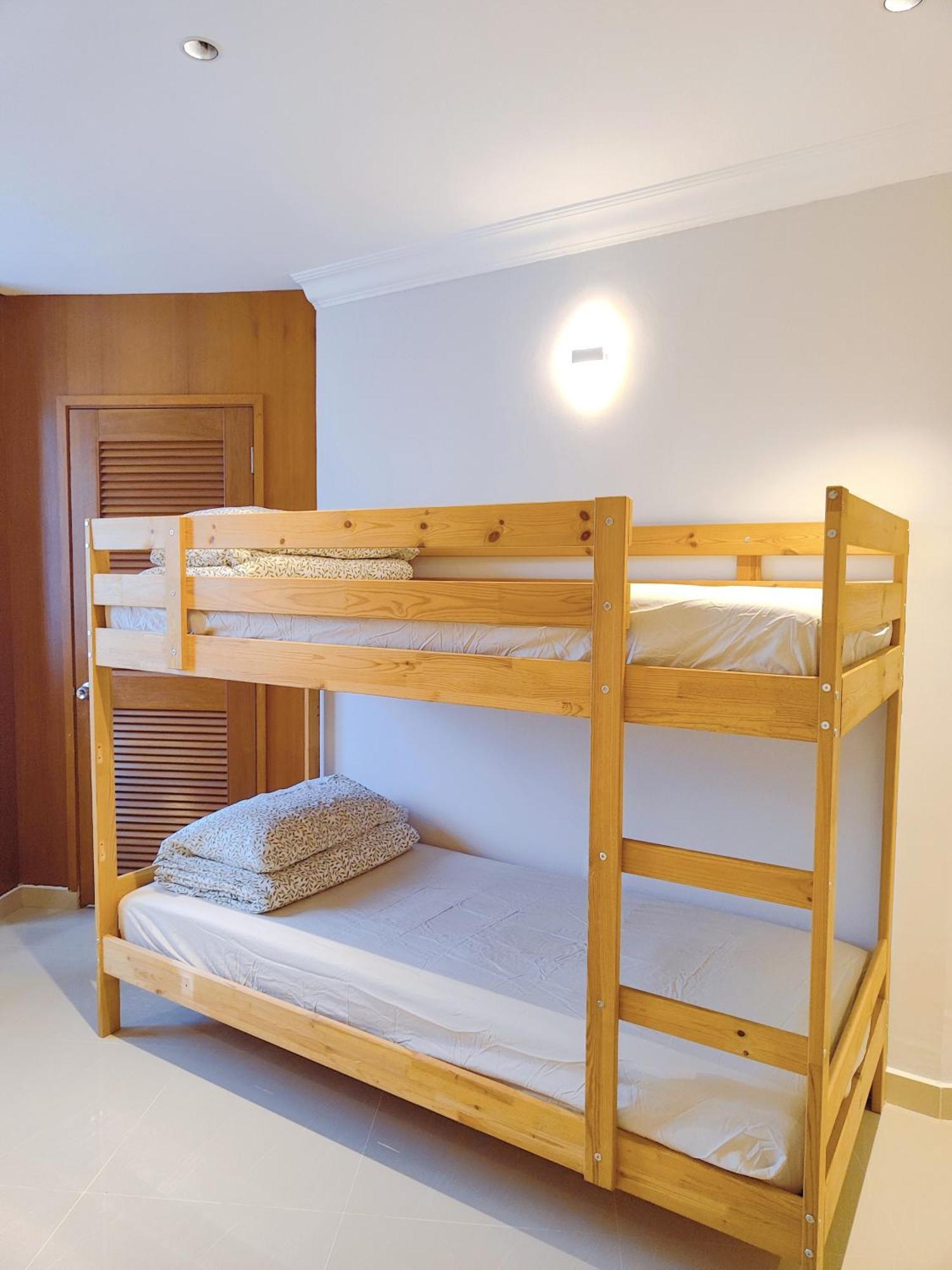 Three-Bedroom Apartment with View,1603997440:JPEG